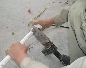 泽库漏水维修电话